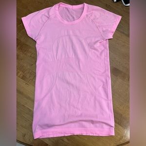 Lululemon swiftly tech pink top